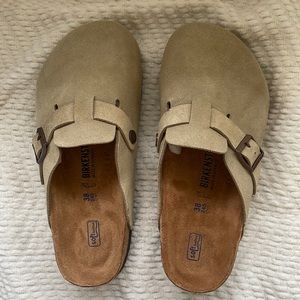 Birkestock Boston clog Taupe, size 38, women 7.
